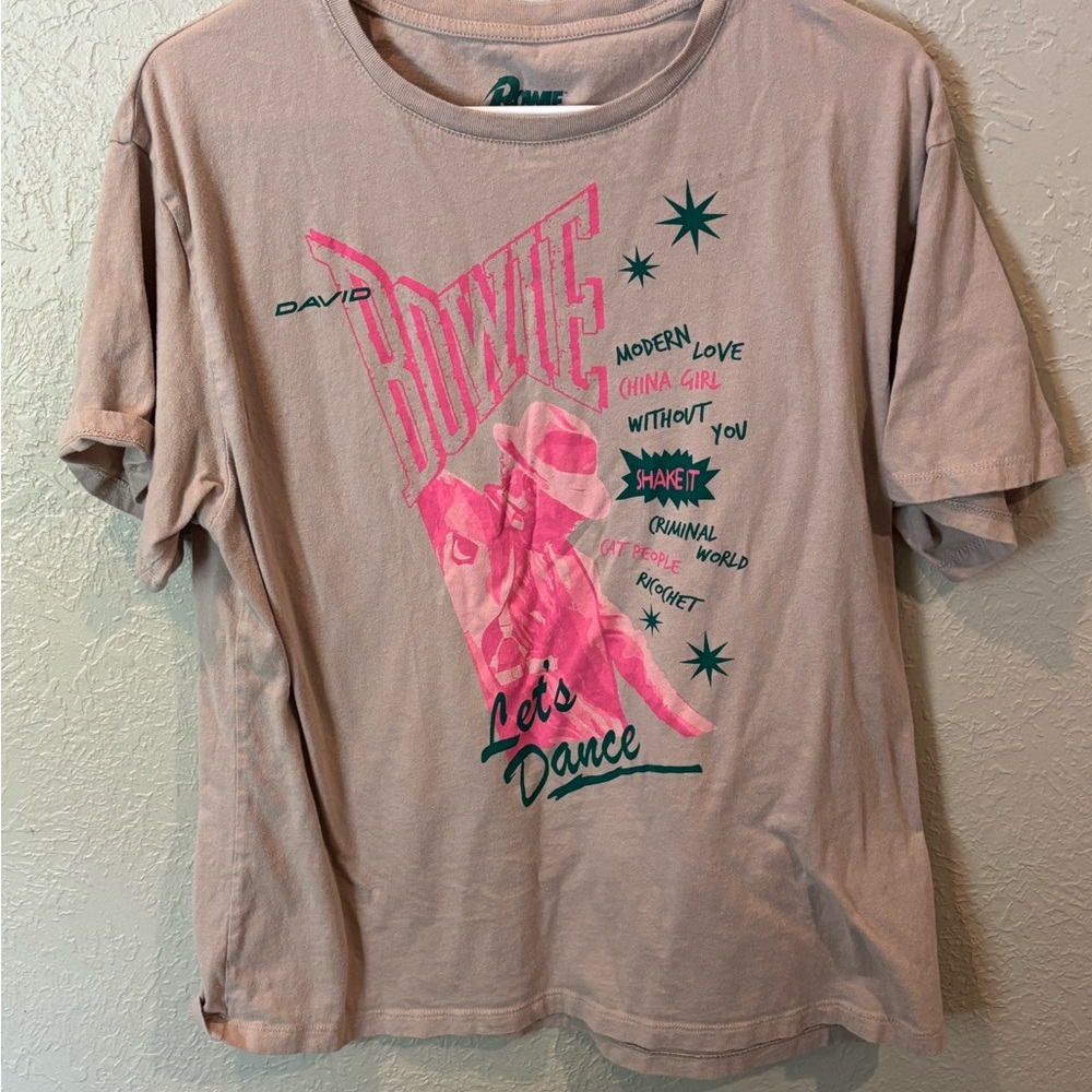 Bowie Graphic Tee in Pink and Tan